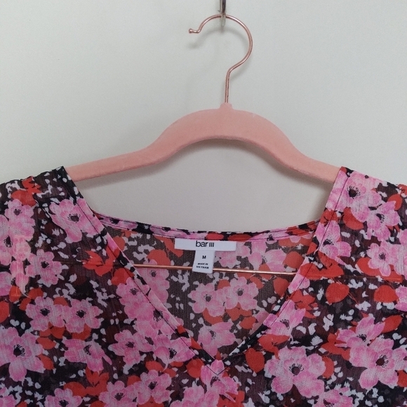 Bar III Pink & Black Floral V Neck Puff Sleeve Sheer Tie Waist Blouse Medium - Picture 9 of 10
